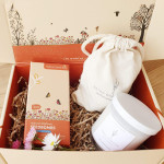 Australian Scents  flowers & candle giftbox